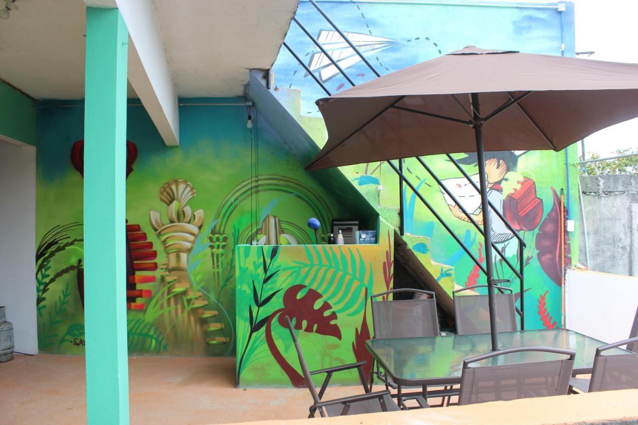 Sukha Hostel ヒリトゥラ エクステリア 写真